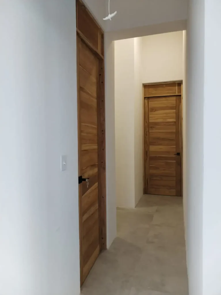 Puertas de Madera en Costa Rica - JLK Wood CR